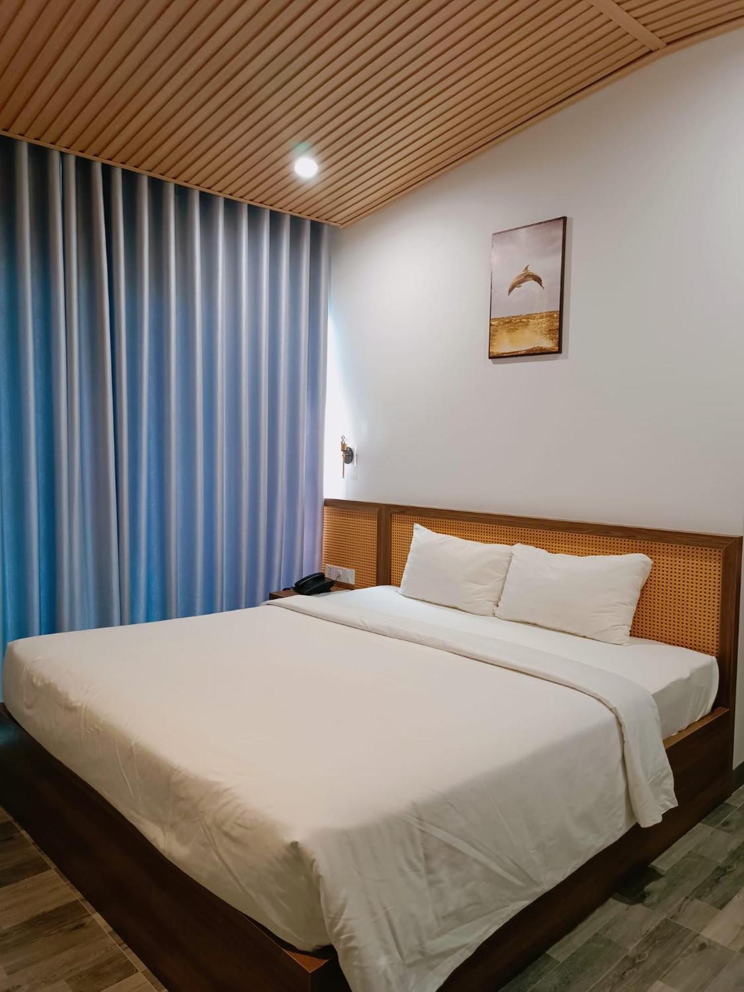 De V'Charm Hotel Dong Tac Buitenkant foto